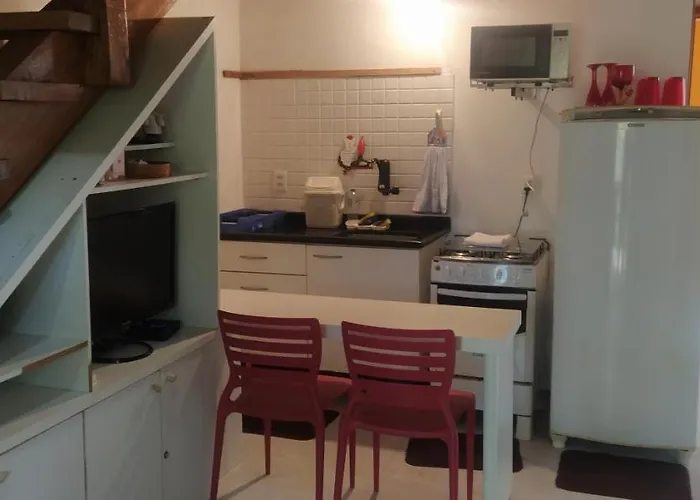 Apartamento 1 Suite Garagem Praia Do Forte 500M Da Praia